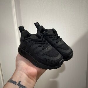 Brand new baby/toddler Adidas tennis shoes size 5K